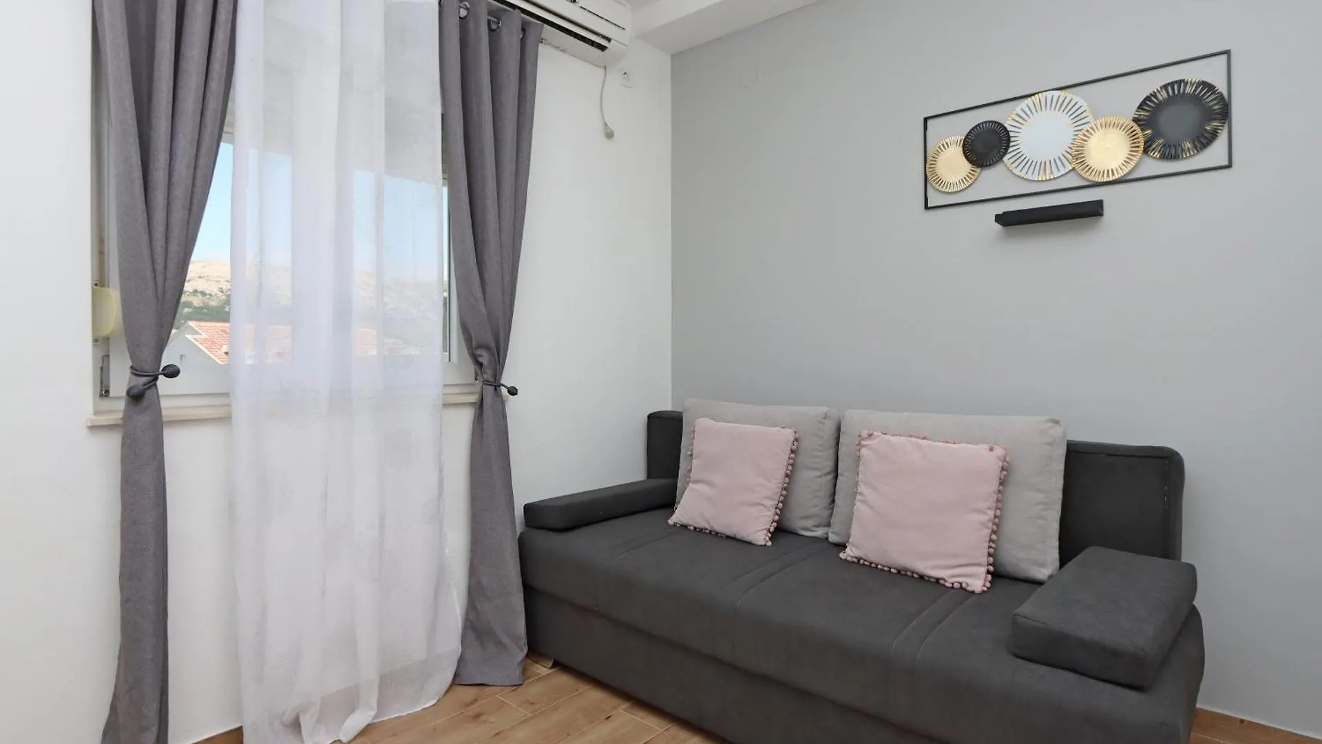 Seaside Apartments With A Swimming Pool Pag - 6412 Pag Town