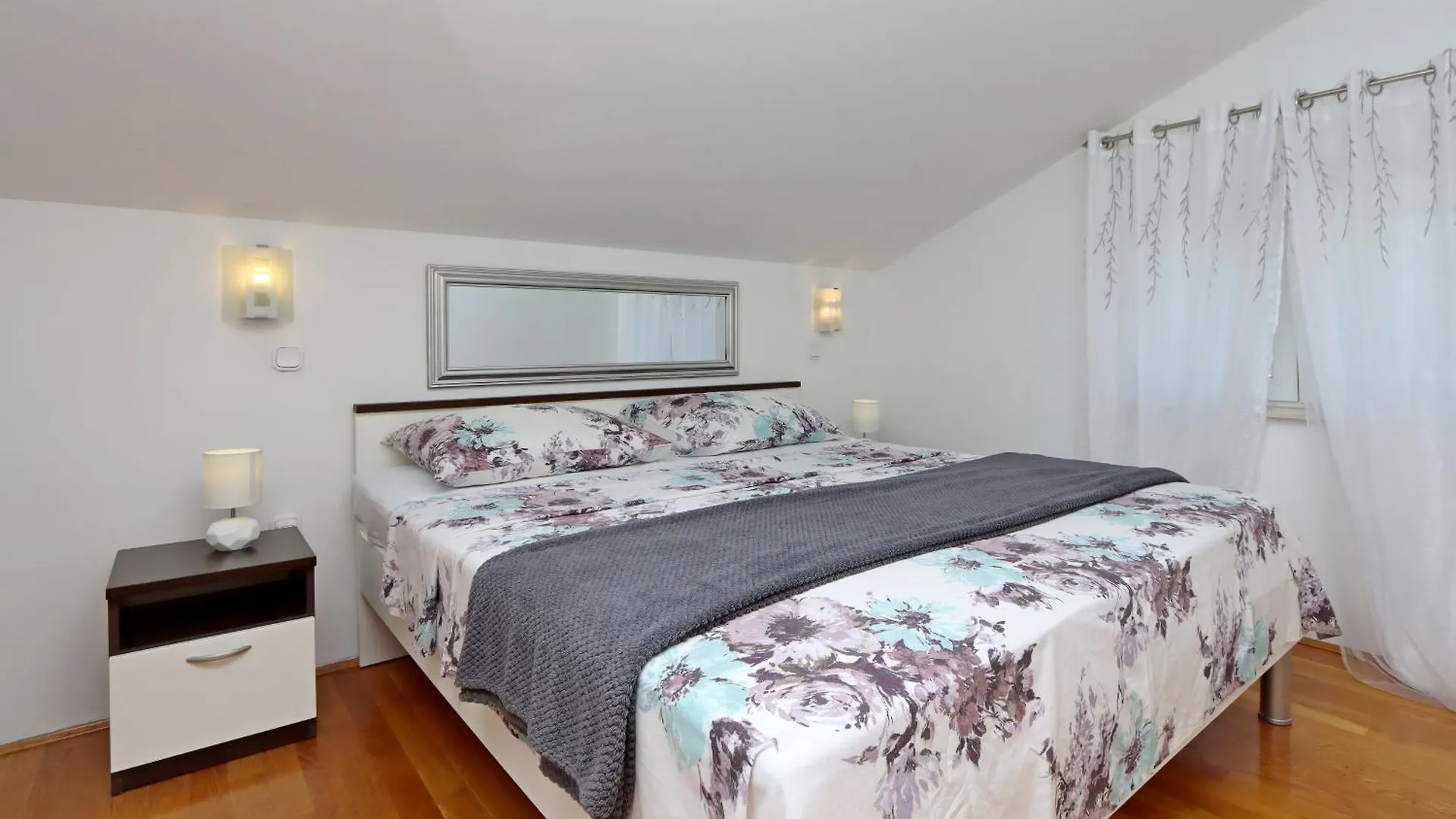 Seaside Apartments With A Swimming Pool Pag - 6412 Pag Town
